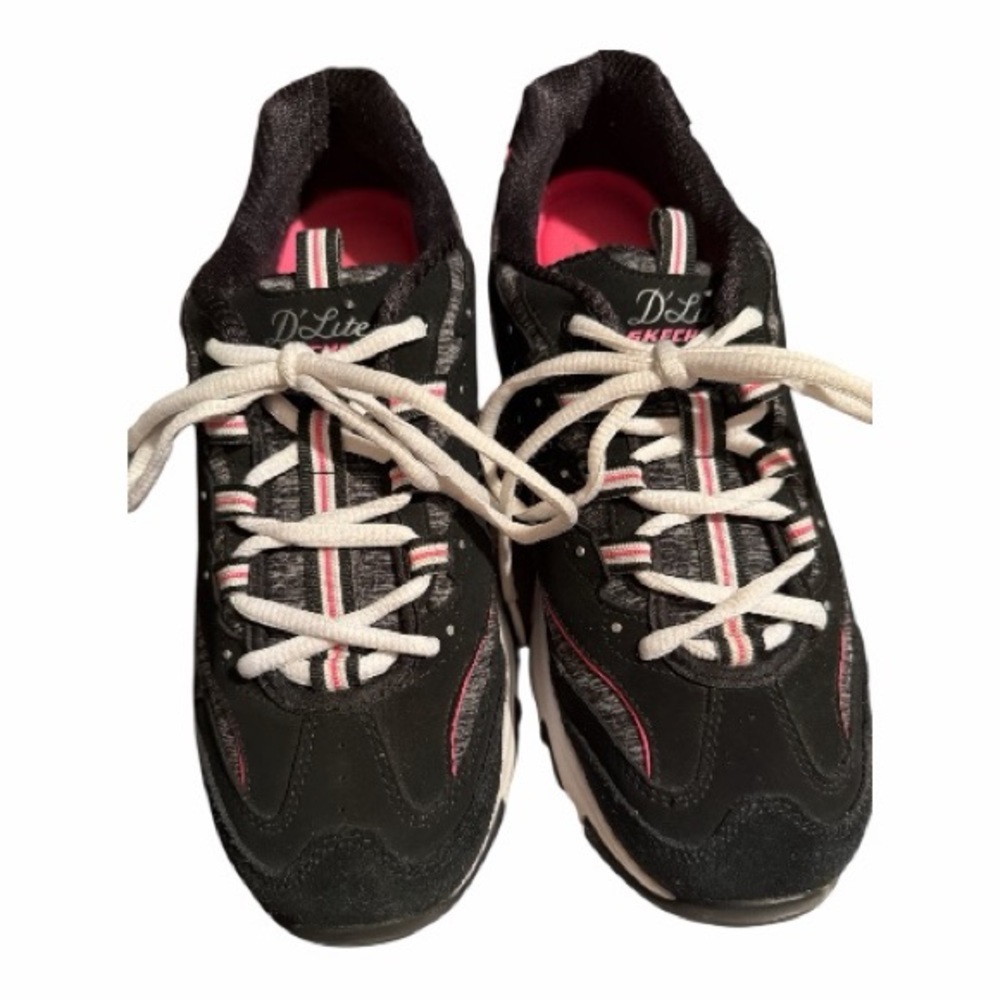 Skechers D’Lites-Me Time in Black and Hot Pink Size 10